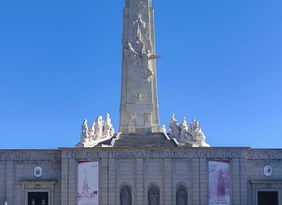 spain/madrid/landmark/monumento-al-sagrado-corazon-de-jesus