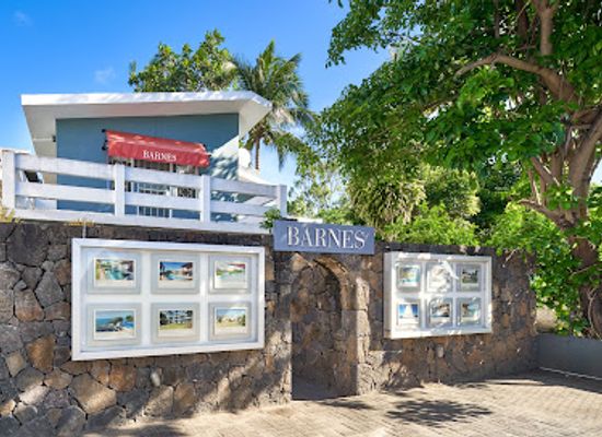 mauritius/grand-baie/landmark/barnes-mauritius-grand-baie