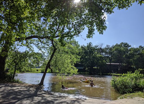 arkansas/ozark-mountains/landmark/finley-river-park