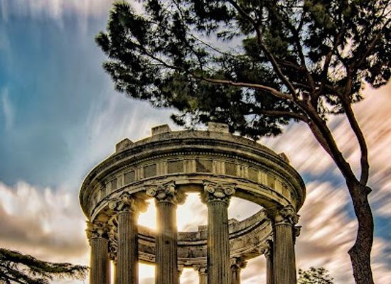 spain/madrid/landmark/jardin-del-capricho