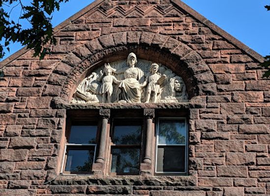 vermont/franklin-county/landmark/fairbanks-museum-planetarium