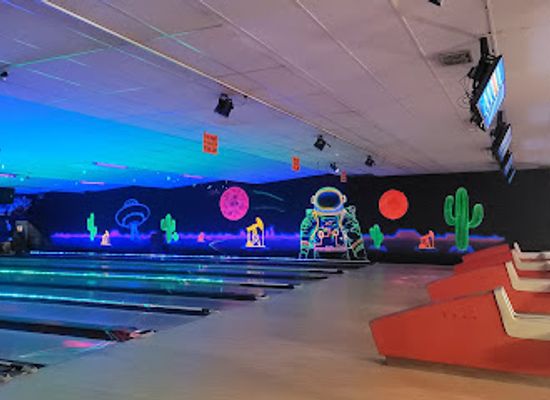 new-mexico/carlsbad/landmark/cal-s-cactus-lane-bowling-recreation