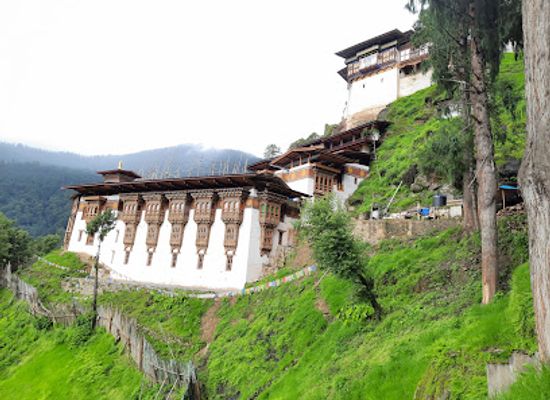 bhutan/paro-valley/landmark/chagri-dorjeden-monastery