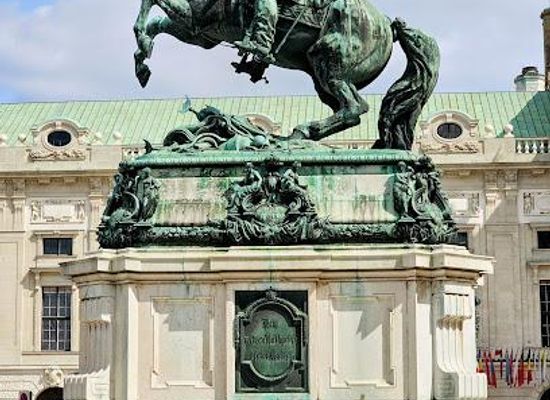 austria/vienna-woods/landmark/prince-eugene-equestrian-statue
