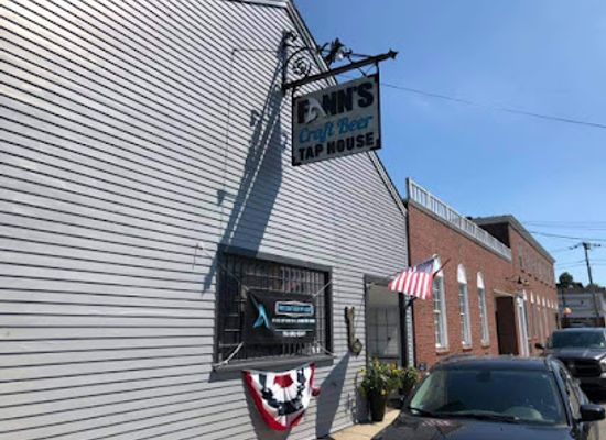 massachusetts/barnstable/landmark/finn-s-craft-beer-tap-house