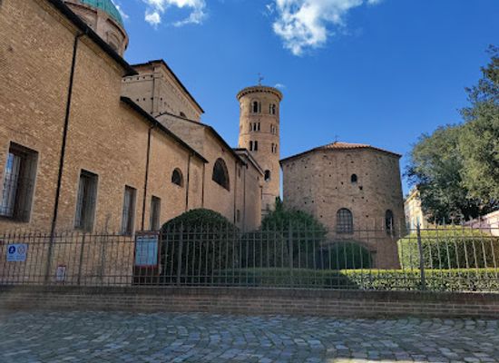 italy/ravenna/landmark/archiepiscopal-museum-ravenna