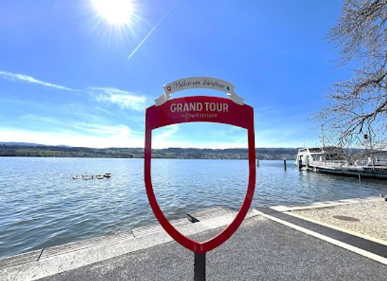 switzerland/western-switzerland/landmark/grand-tour-of-switzerland-photo-spot-meilen