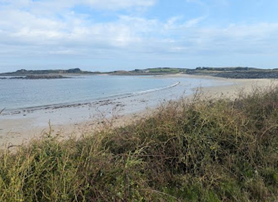 guernsey/alderney/landmark/ladies-bay