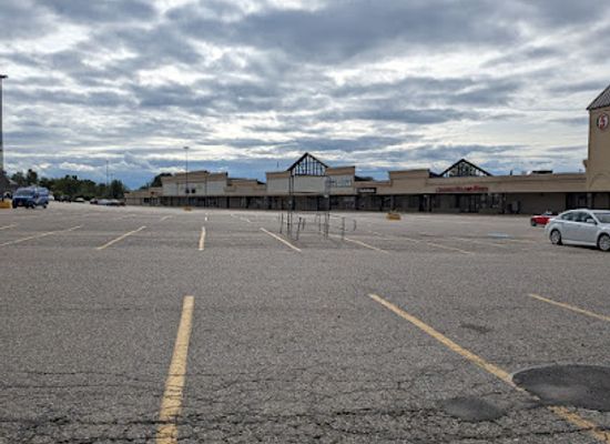 maine/biddeford/landmark/five-points-shopping-center