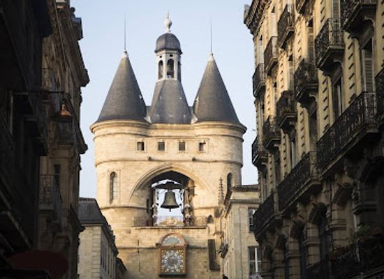 france/bordeaux/saint-pierre/landmark/grosse-cloche