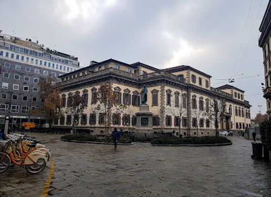 italy/milan/landmark/monumento-a-cesare-beccaria