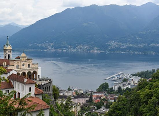 switzerland/ascona/landmark/locarno-madonna-del-sasso-funicular