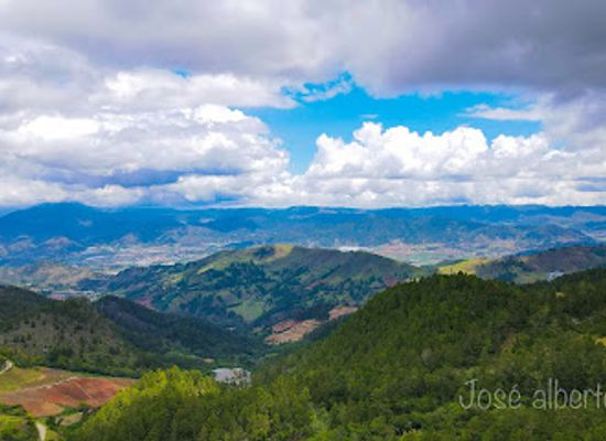 dominican-republic/constanza/landmark/la-casita-de-constanza
