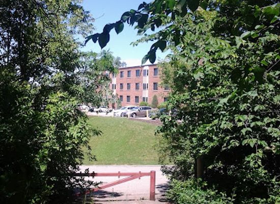minnesota/mankato/landmark/old-warren-street-trail
