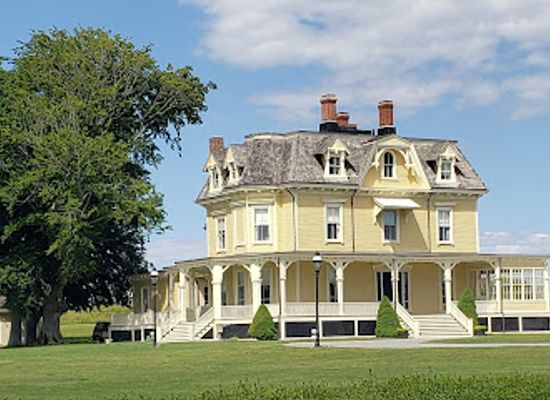 rhode-island/east-bay/landmark/fort-adams-state-park