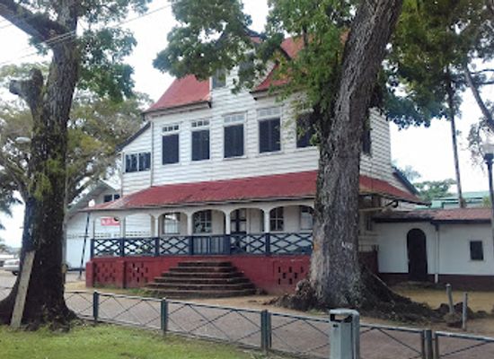 suriname/interior-rainforest/landmark/fort-zeelandia