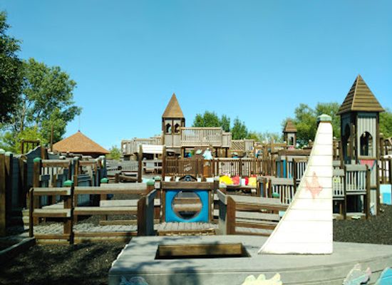wisconsin/racine/landmark/kids-cove-playground