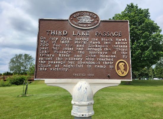 wisconsin/central-wisconsin/landmark/wisconsin-state-historical-marker-398-third-lake-passage