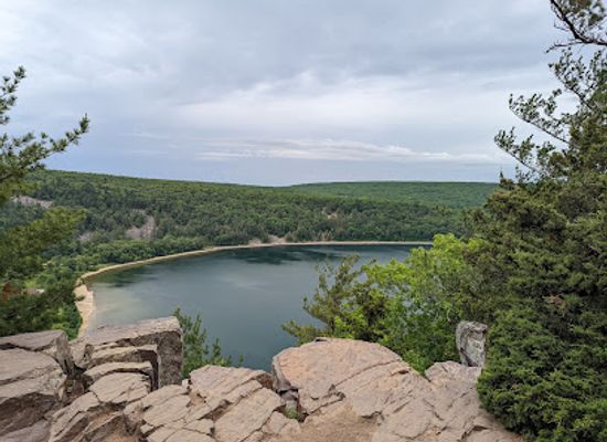 wisconsin/devil-s-lake-state-park/landmark/east-bluff-state-natural-area