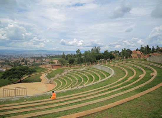rwanda/gisenyi/landmark/nyanza-genocide-memorial