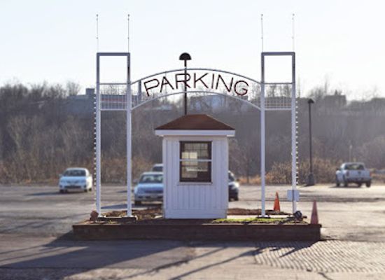 ohio/youngstown/landmark/the-youngstown-flea