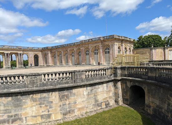 france/versailles/parc-de-versailles/landmark/grand-trianon