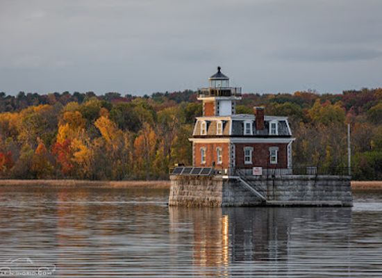 new-york/hudson/landmark/hudson-athens-lighthouse