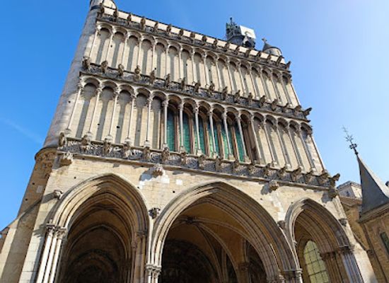 france/dijon/landmark/the-owl-of-dijon