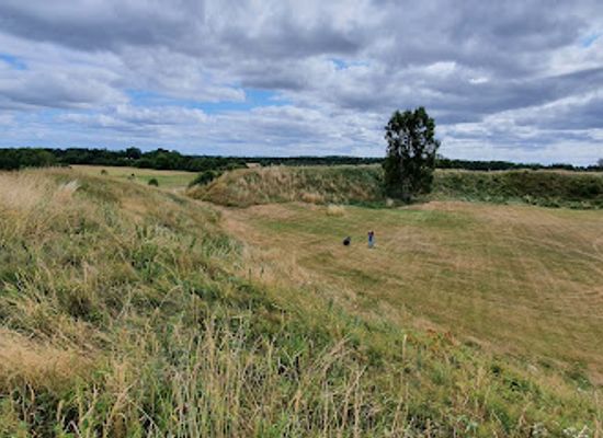 estonia/saare-county/landmark/poide-maalinn