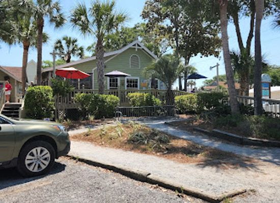 south-carolina/edisto-island/landmark/seacow-eatery