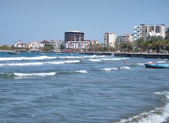 albania/vlora-coast/landmark/plazhi-te-akademia-e-marines