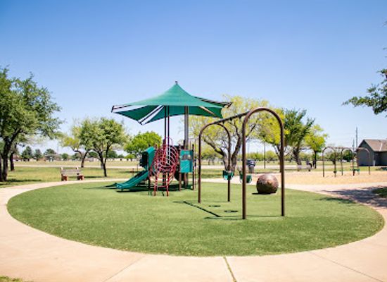 texas/abilene/landmark/redbud-park