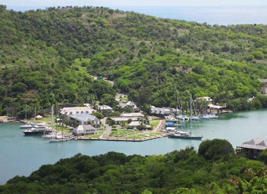 antigua-and-barbuda/darkwood-beach/landmark/nelson-s-dockyard