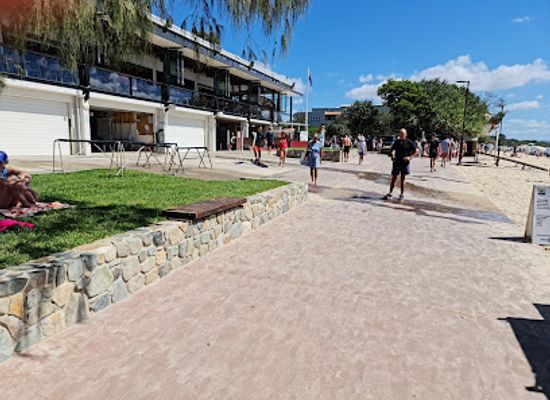 australia/noosa/landmark/noosa-heads-surf-life-saving-club