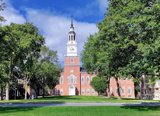new-hampshire/hanover/landmark/the-dartmouth-green