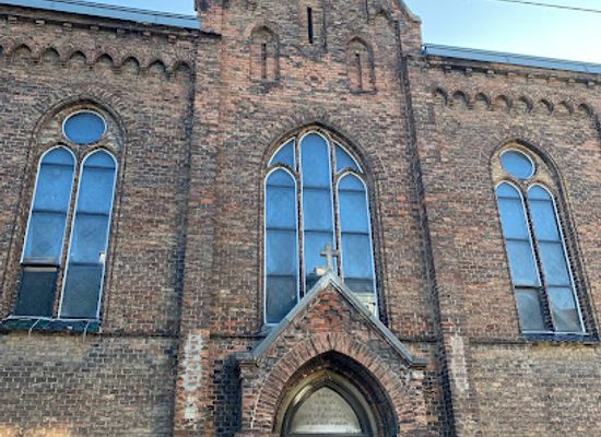 austria/vienna/meidling/landmark/katholische-kapelle-marianneum-hl-familie