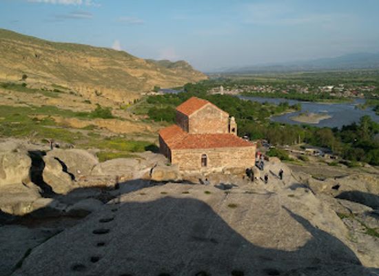 georgia/shida-kartli/landmark/uplistsikhe-cafe