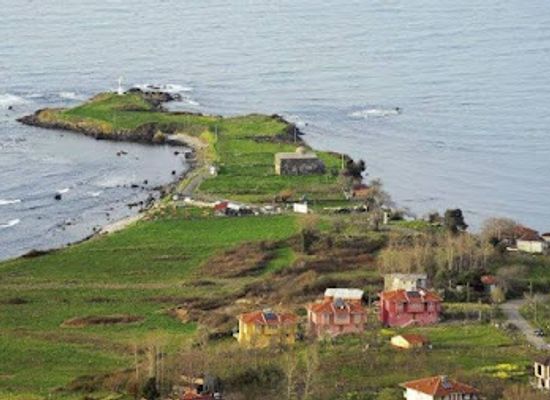 turkiye/trabzon/landmark/yoros-burnu