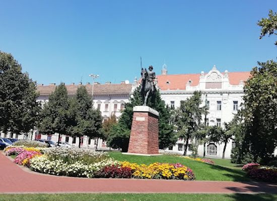 hungary/szeged/landmark/erzsebet-liget