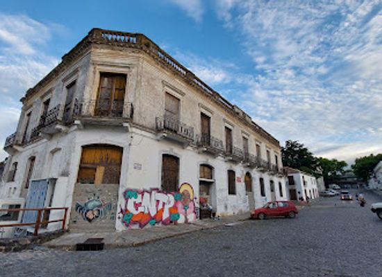 uruguay/colonia-del-sacramento/landmark/muelle-de-colonia-del-sacramento