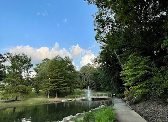 mississippi/the-tennessee-tombigbee-hills/landmark/elvis-presley-birthplace
