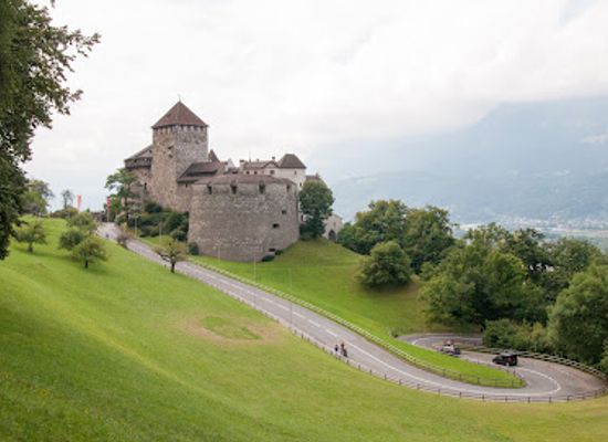 liechtenstein/princes-way/landmark/vaduz-castle