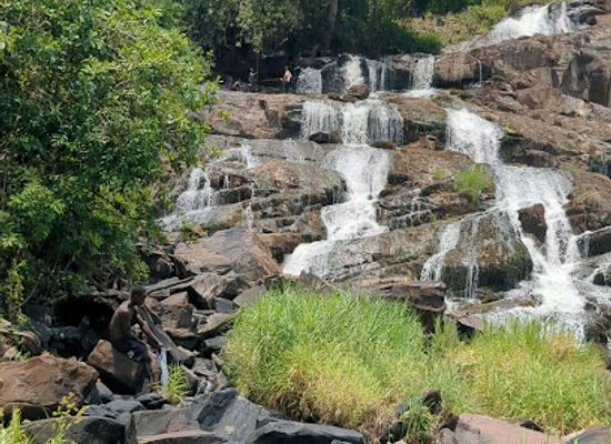 uganda/northern-region/landmark/aruu-falls