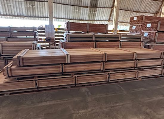 suriname/brokopondo/landmark/brokopondo-lake-wood-n-v-factory