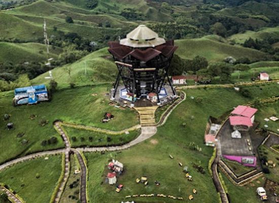 colombia/andean-region/landmark/mirador-colina-iluminada