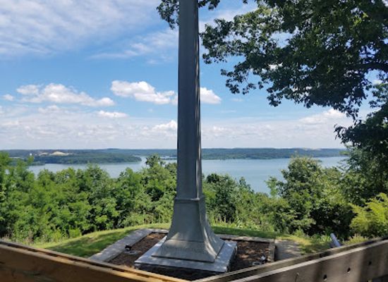 tennessee/duck-river-valley/landmark/nathan-bedford-forrest-state-park