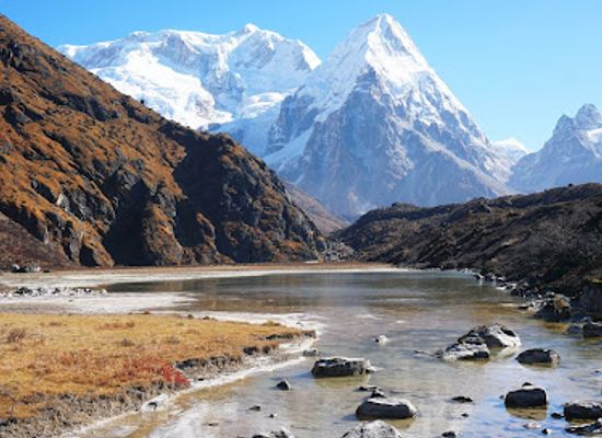 nepal/kanchenjunga-base-camp/landmark/lapsang-pokhari