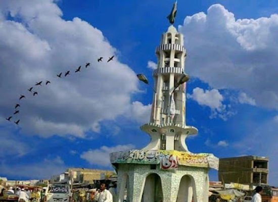 pakistan/central-punjab/landmark/chowk-azam-mini-yadgaar