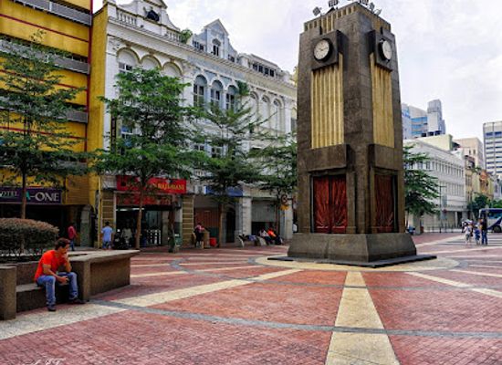 malaysia/kuala-lumpur/chinatown/landmark/medan-pasar-clock-tower-old-market-square-clock-tower