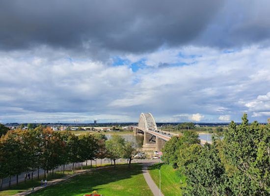 netherlands/nijmegen/landmark/waalbrug